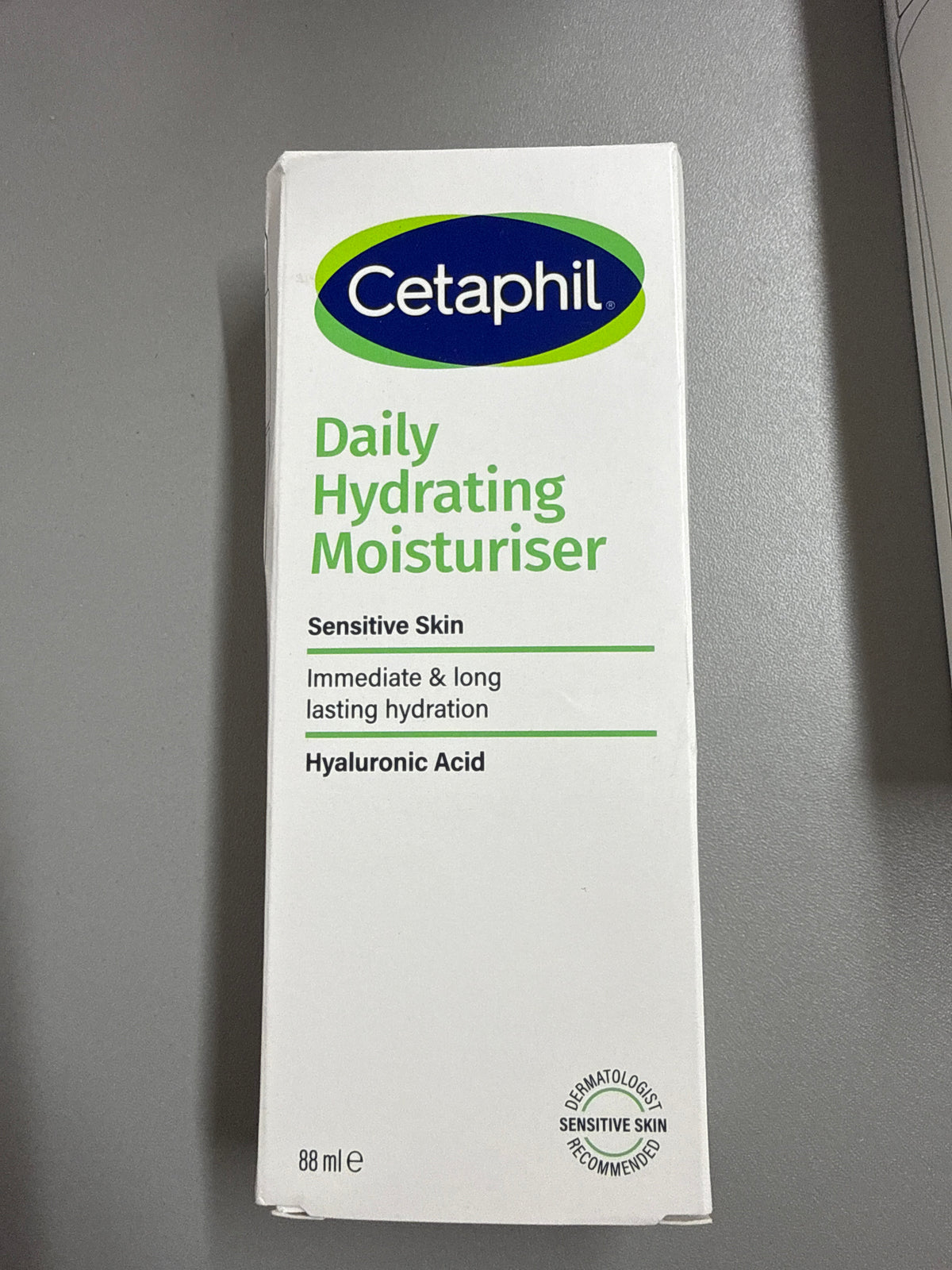 Cetaphil daily hydrating moisturiser - 88ml