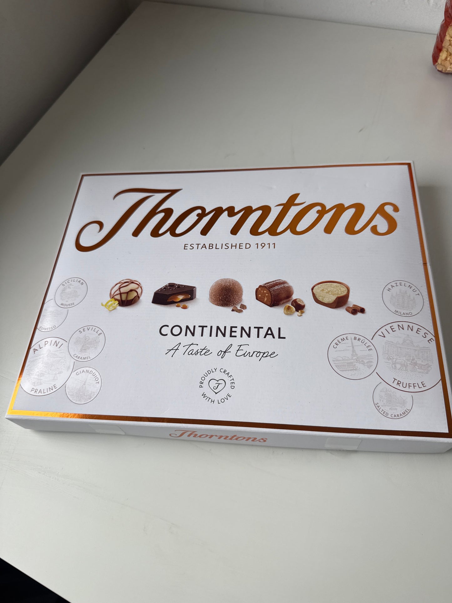 Thorntons continental 264g