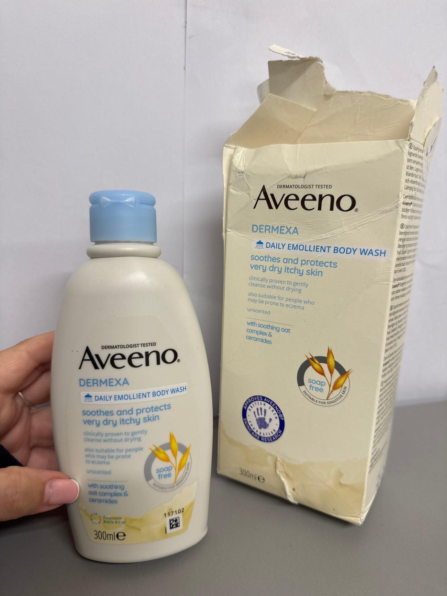 Aveeno Dermexa Daily Emollient Body Wash - 300ml