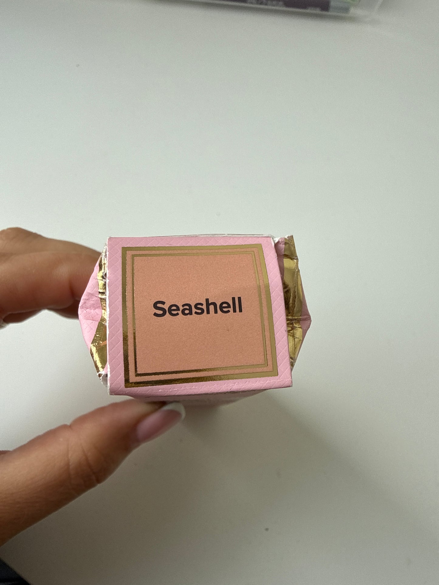 Too Faced - Born this way soft matte oil control foundation - Shade: Seashell