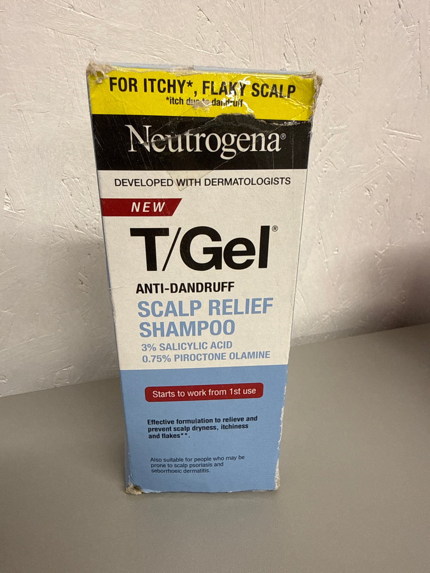 Neutrogena T/Gel Scalp Relief Anti-Dandruff Shampoo - 250ml