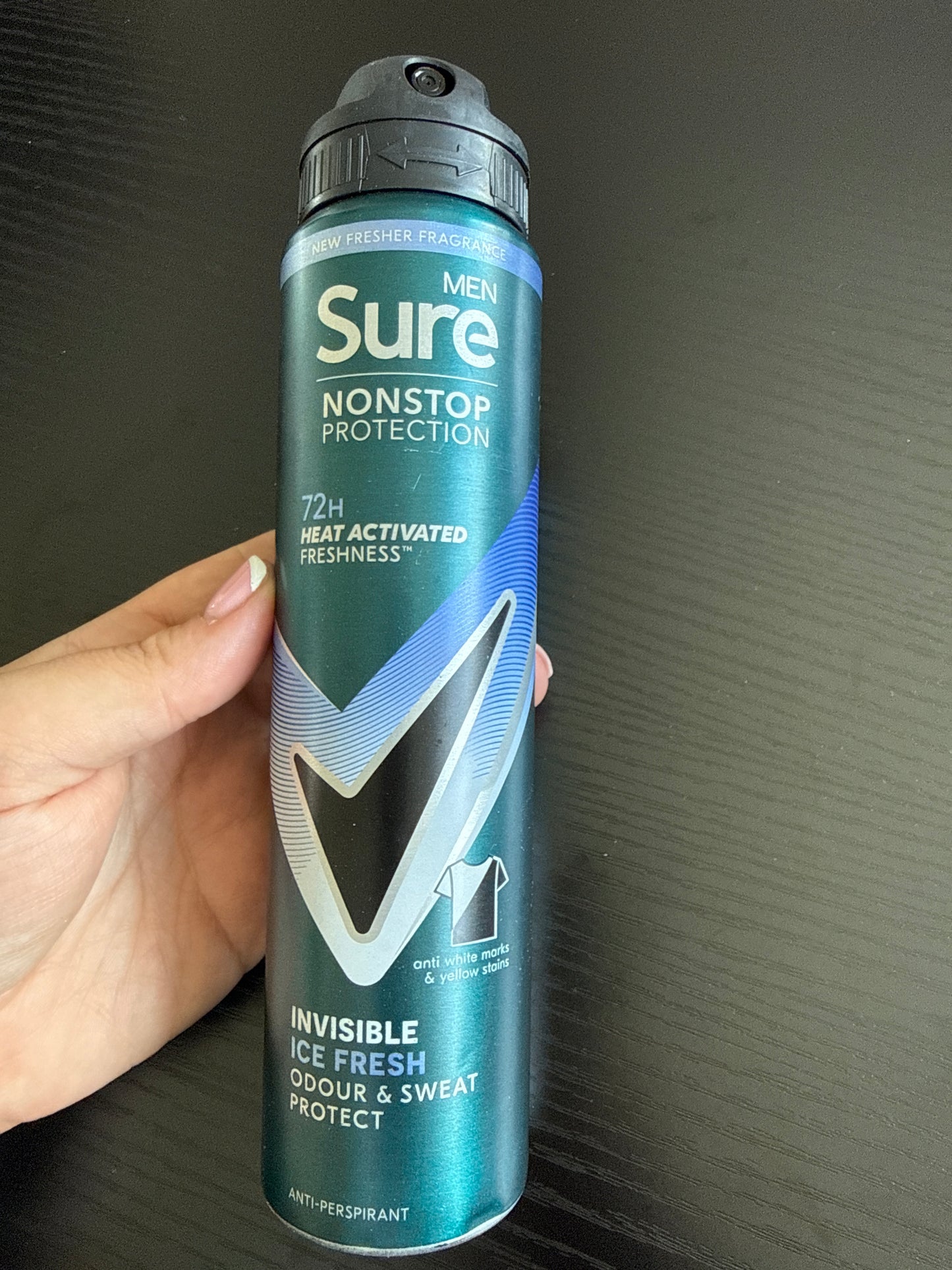 Sure Men Nonstop Protection Anti-Perspirant Aerosol Invisible Ice Fresh 250ml