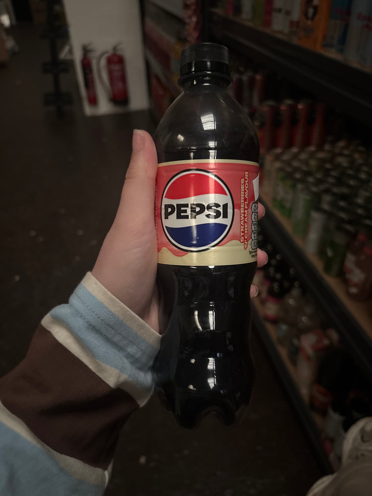 Pepsi strawberry & cream
