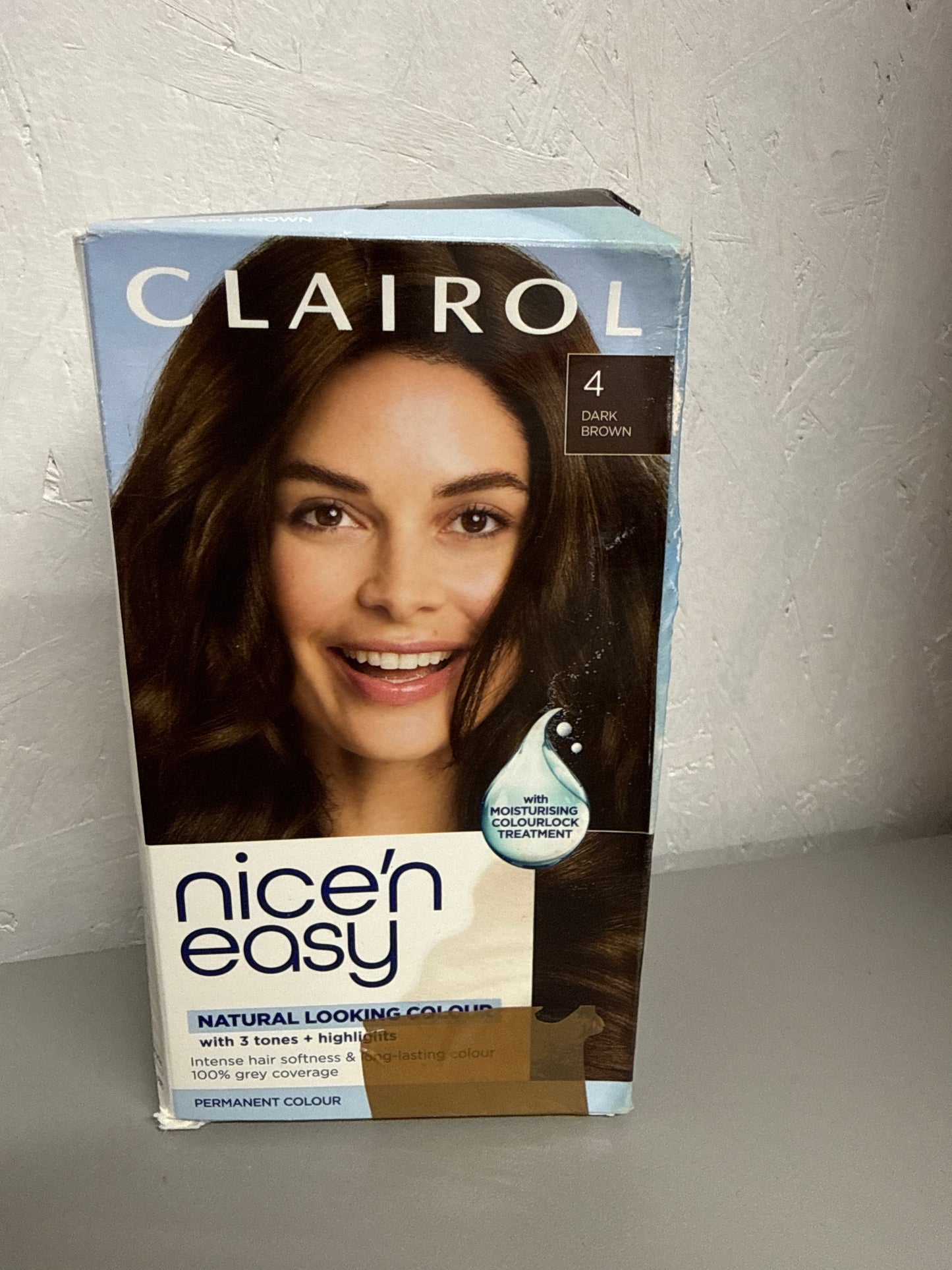 Clairol nice’n easy hair dye - Shade: 4 Dark Brown