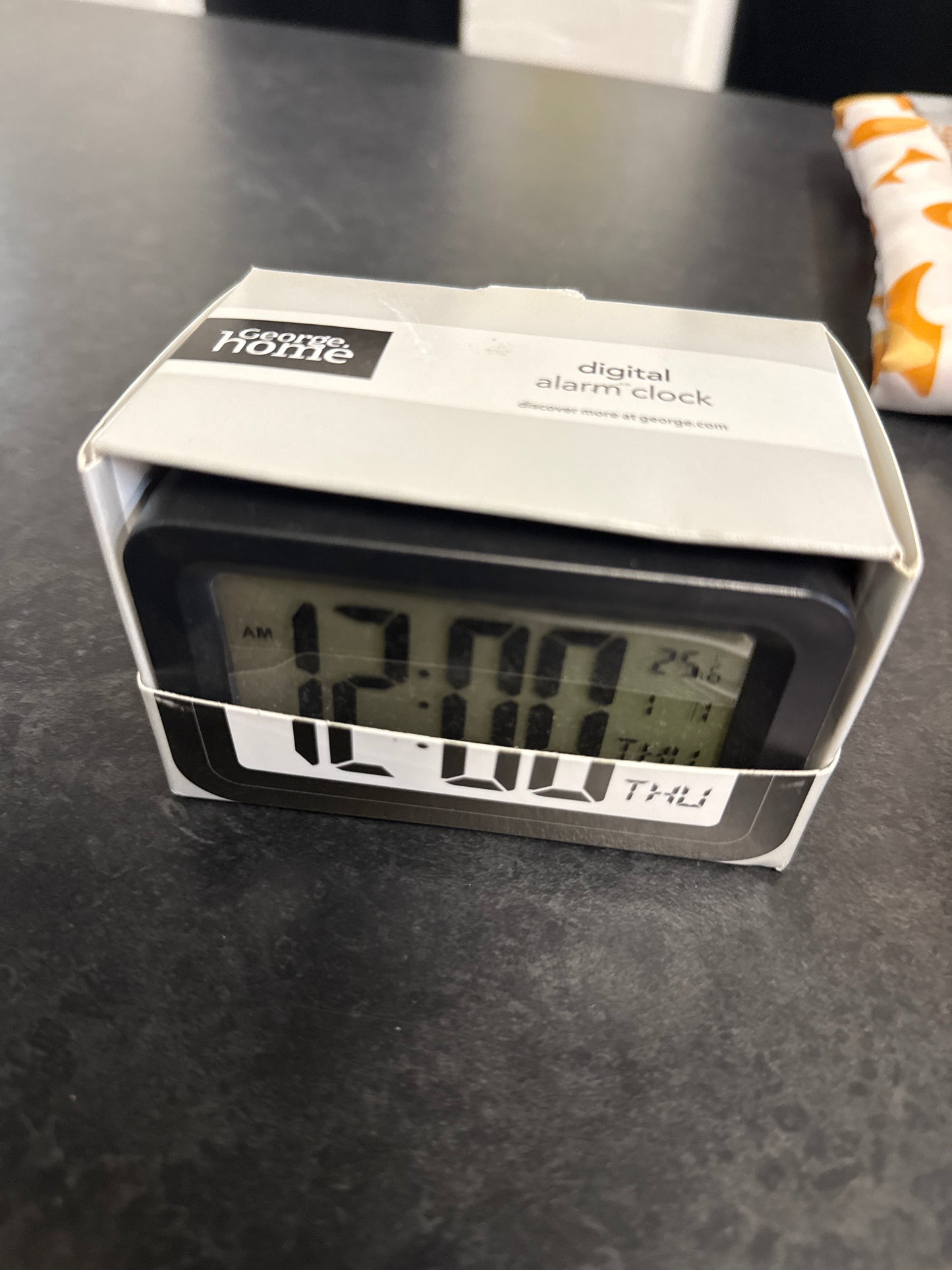 George Home - Digital Alarm Clock