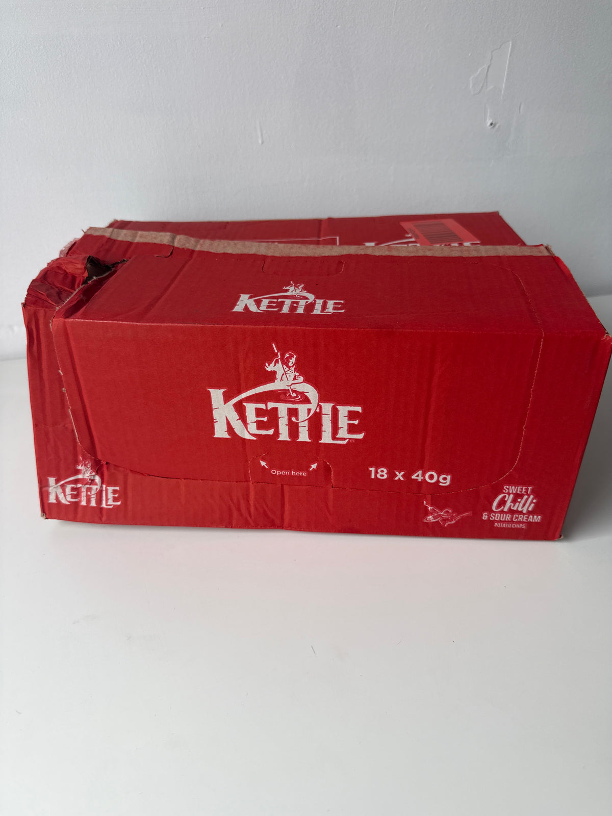Kettle - Sweet Chilli & Sour Cream Crisps (18x40g)