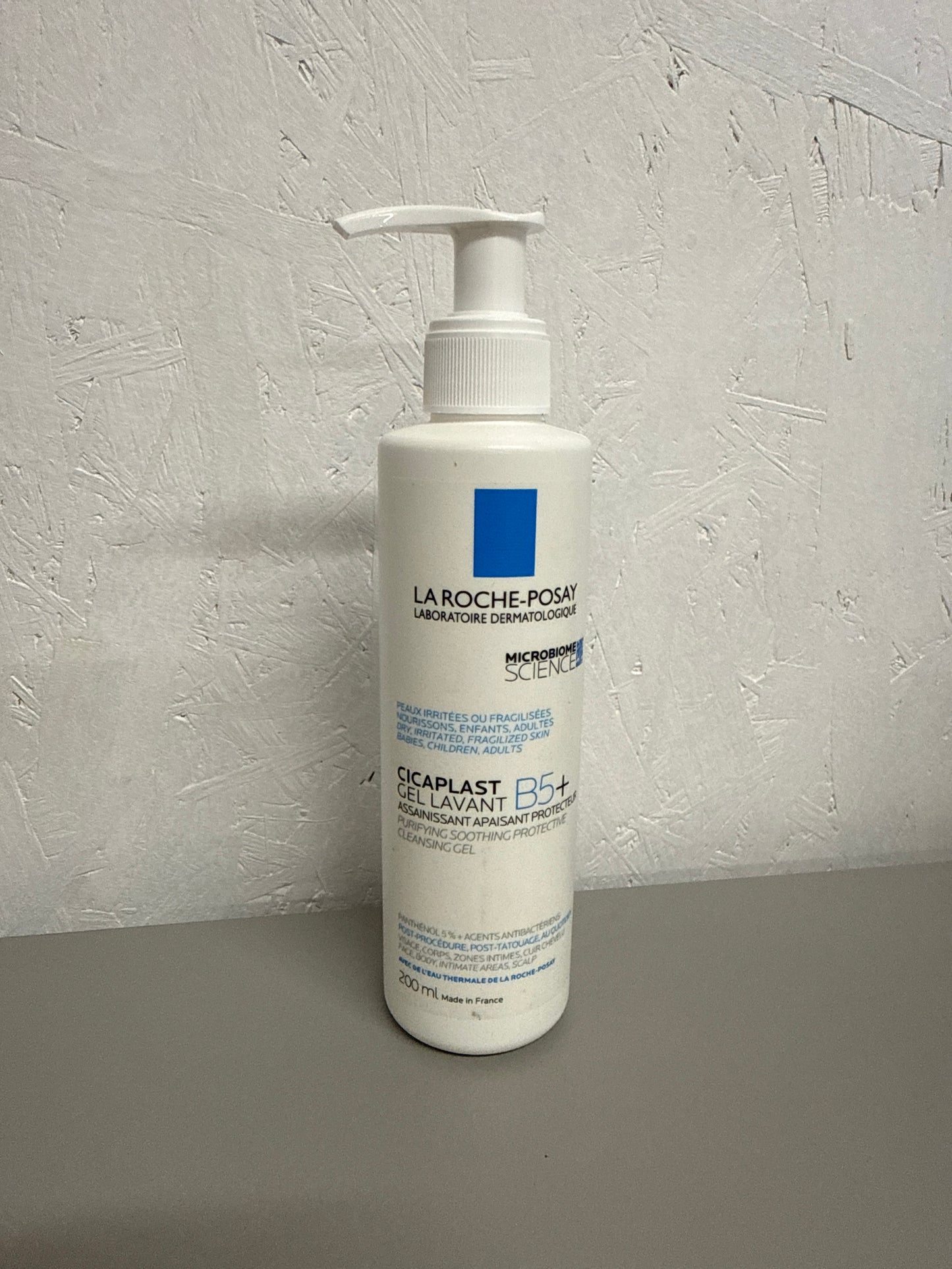 LA ROCHE-POSAY Cicaplast Lavant B5+ - Purifying Soothing Foaming Gel - 200ml