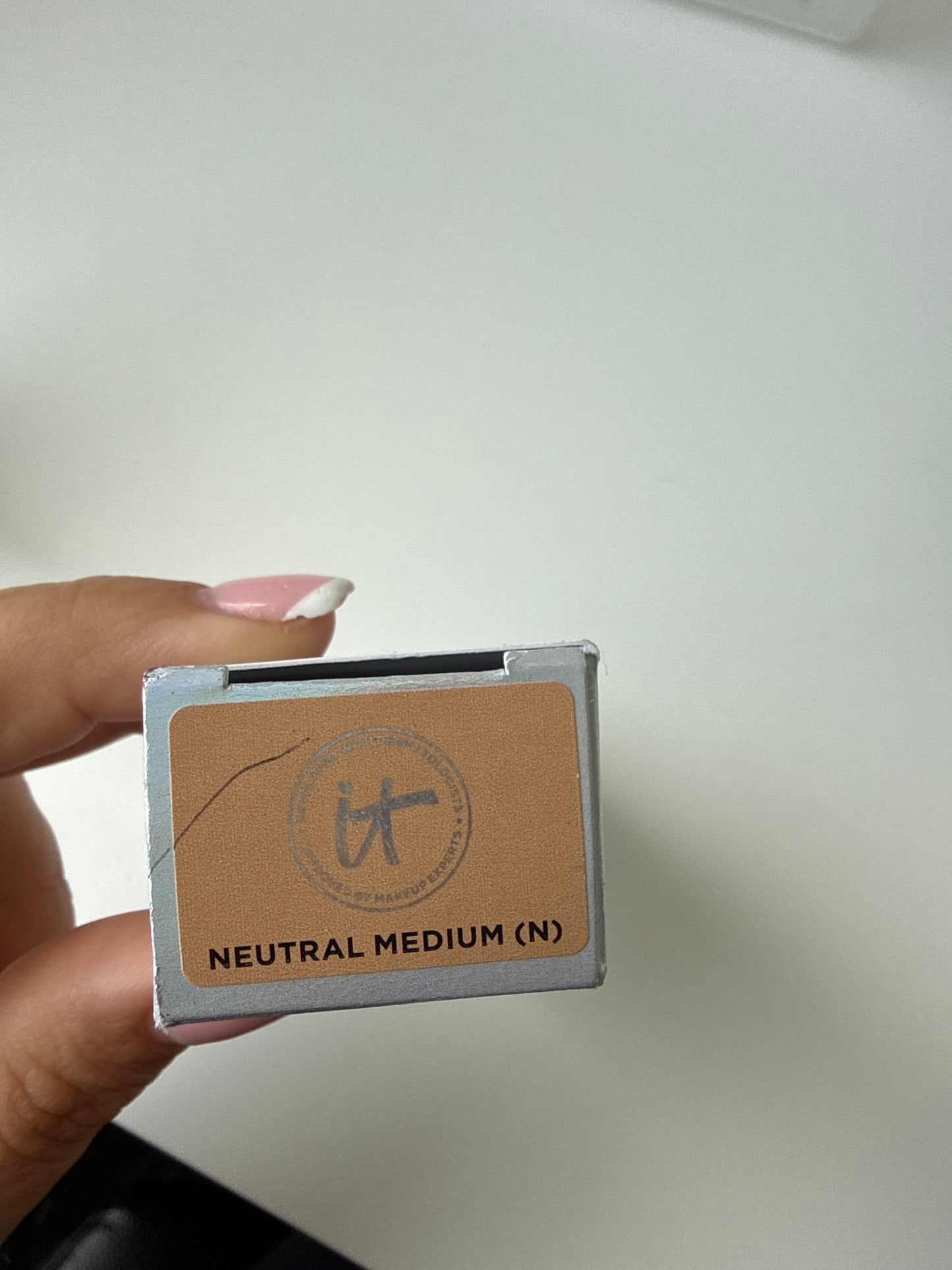 IT Cosmetics - CC+ Color-Correcting - Full coverage cream & anti-aging hydrating serum spf50+