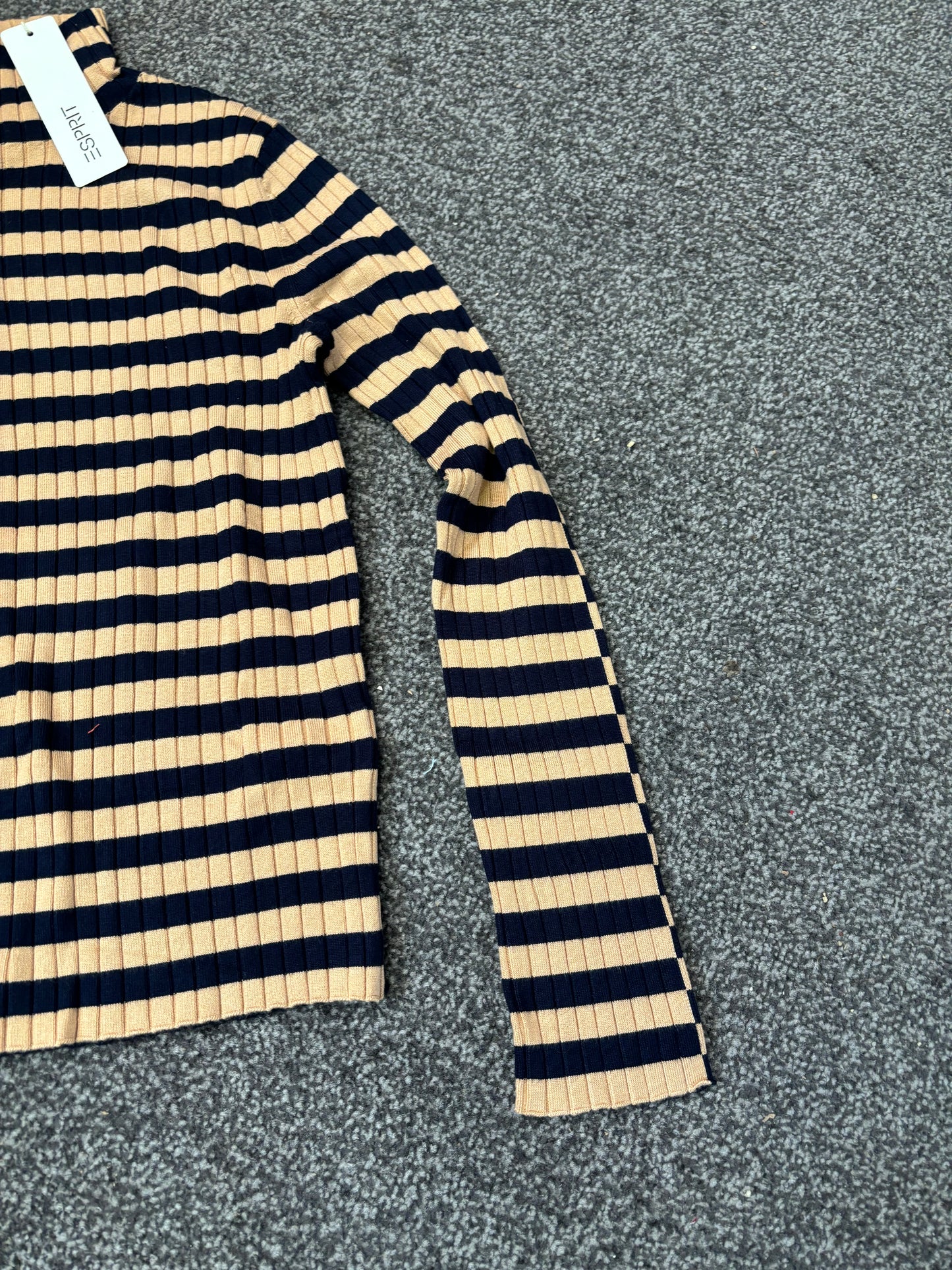 Sprit Long Sleeve Navy & Beige Top(Medium)