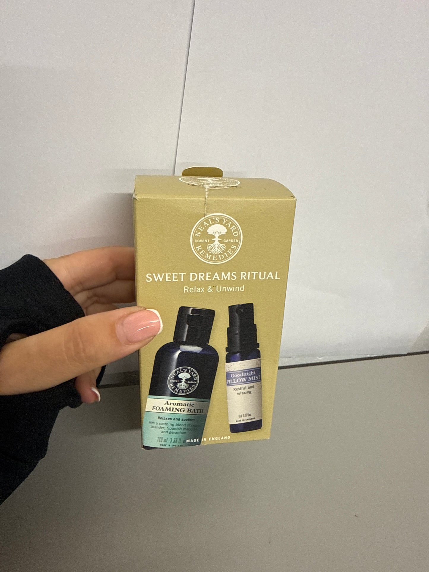 Neal's Yard Remedies Sweet Dreams Ritual Gift Set