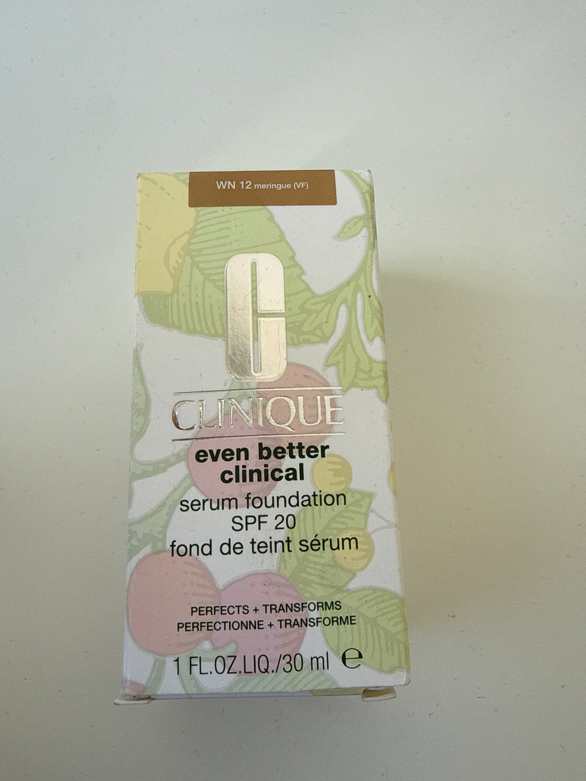 Clinique Even Better Clinical Serum Foundation SPF 20 - Shade WN12 Meringue (VF)