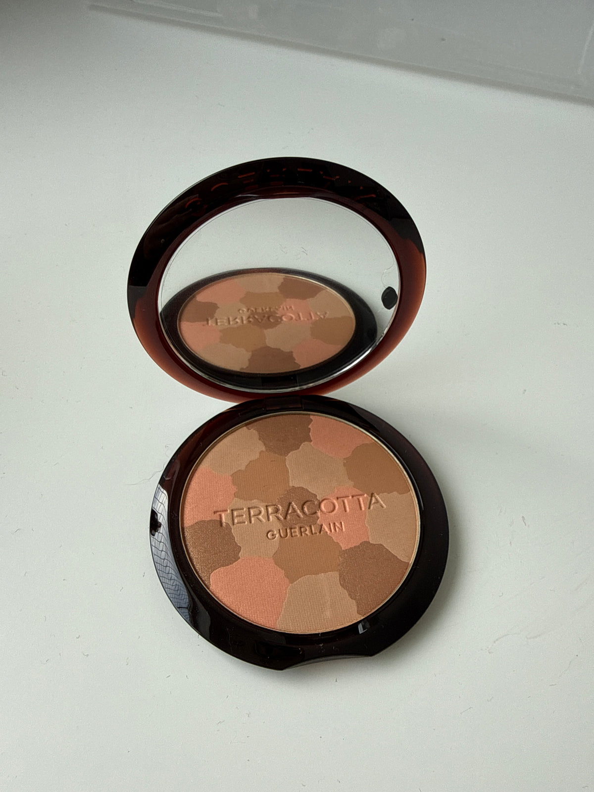 Guerlain - Terracotta - Sun-kissed healthy glow powder - Shade: 01 Light Warm