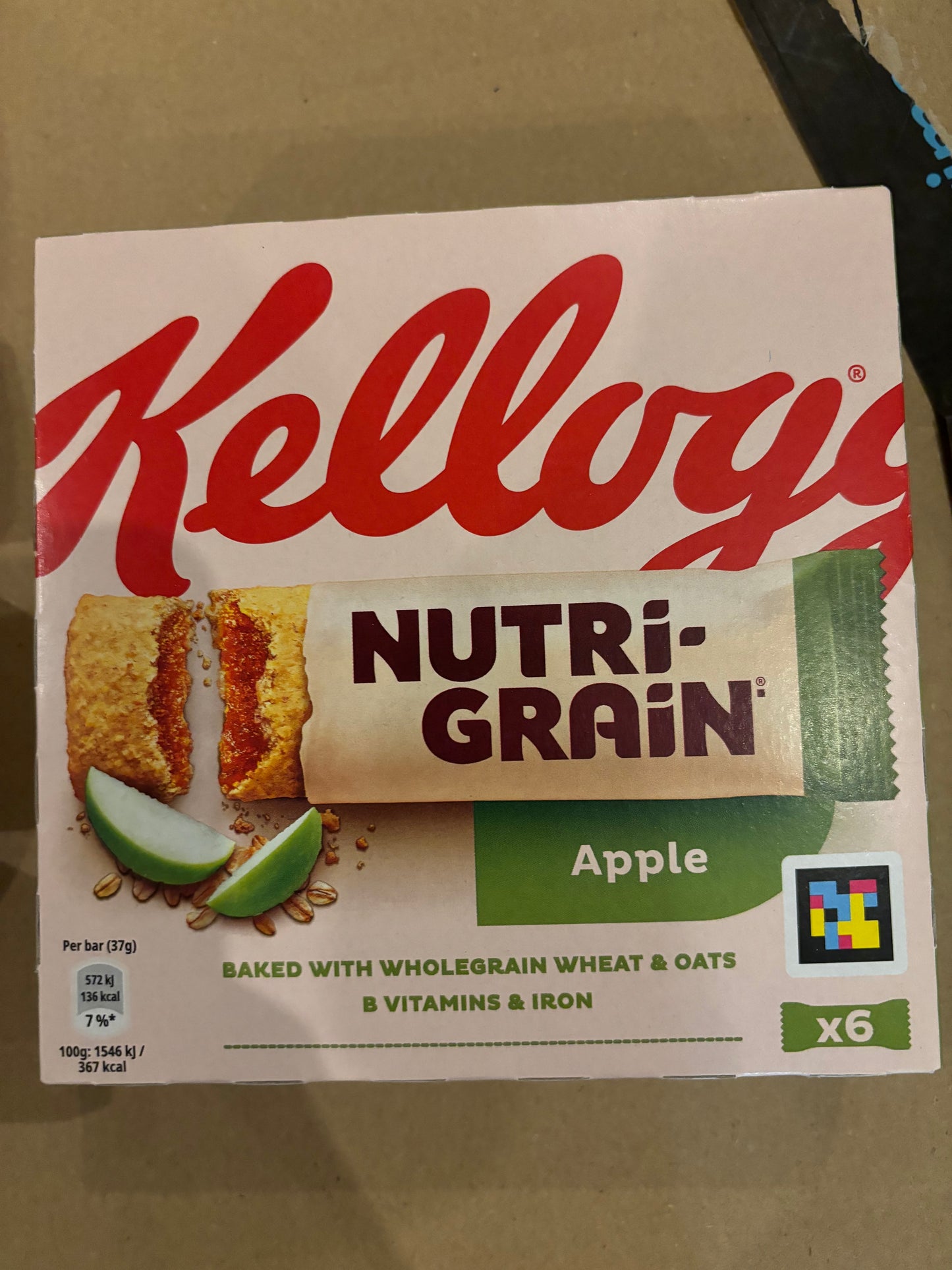 Kelloggs NutriGrain Apple x 6pk