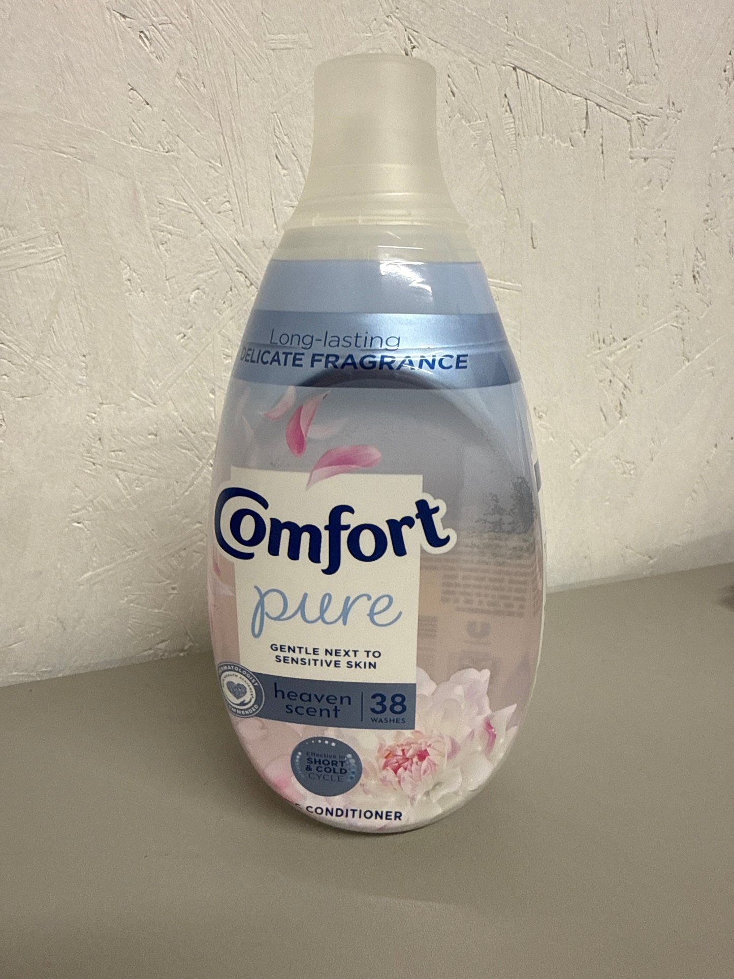 Comfort Pure - Heaven Scent 38 Washes