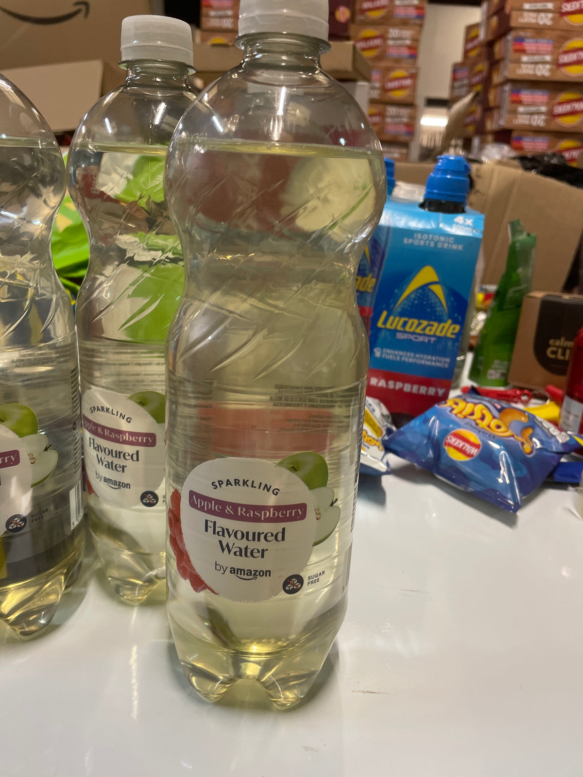Apple & Raspberry Sparkling Flavoured Water