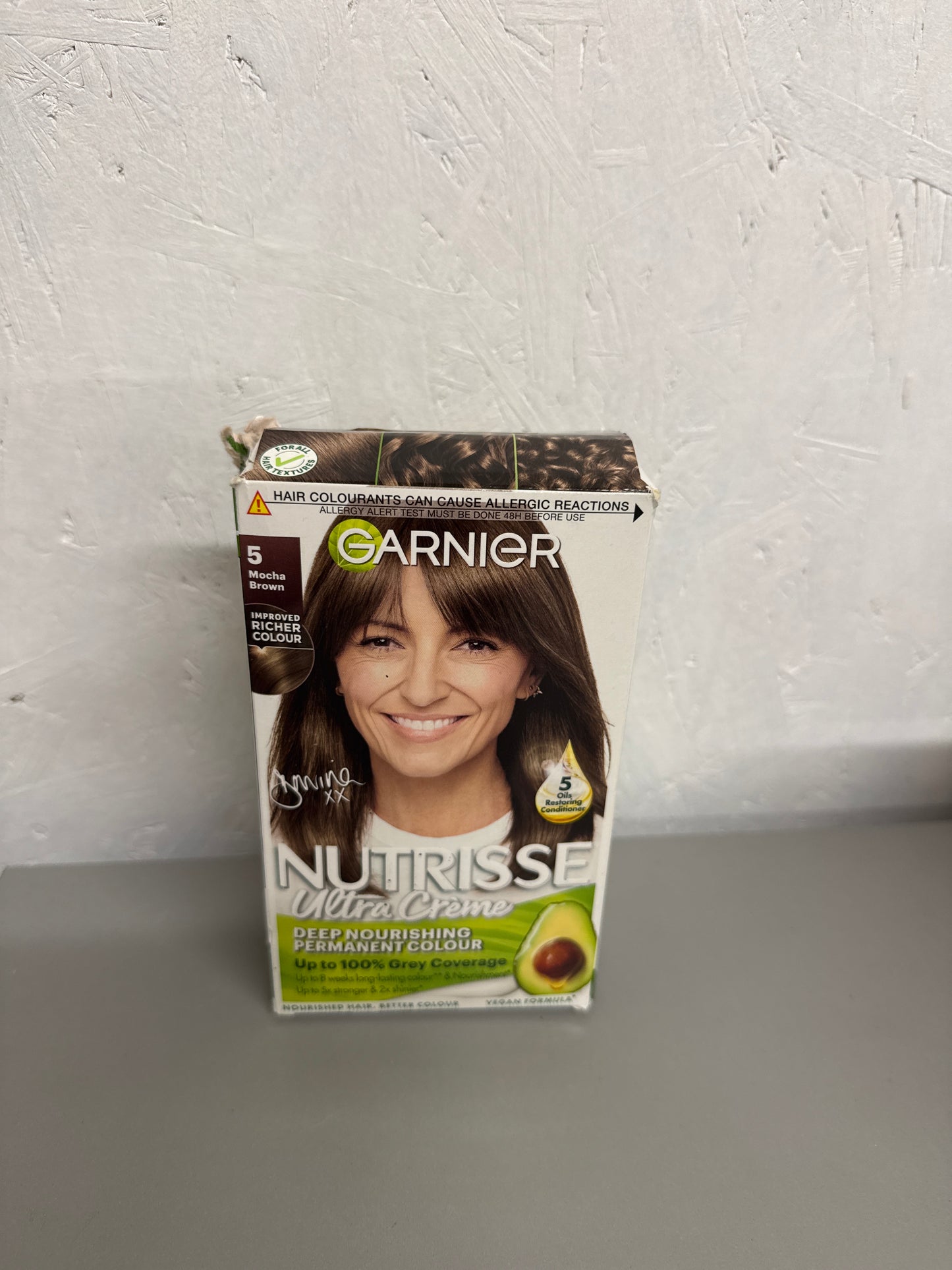 Garnier Nutrisse Permanent Hair Dye - Shade: 5 Mocha Brown
