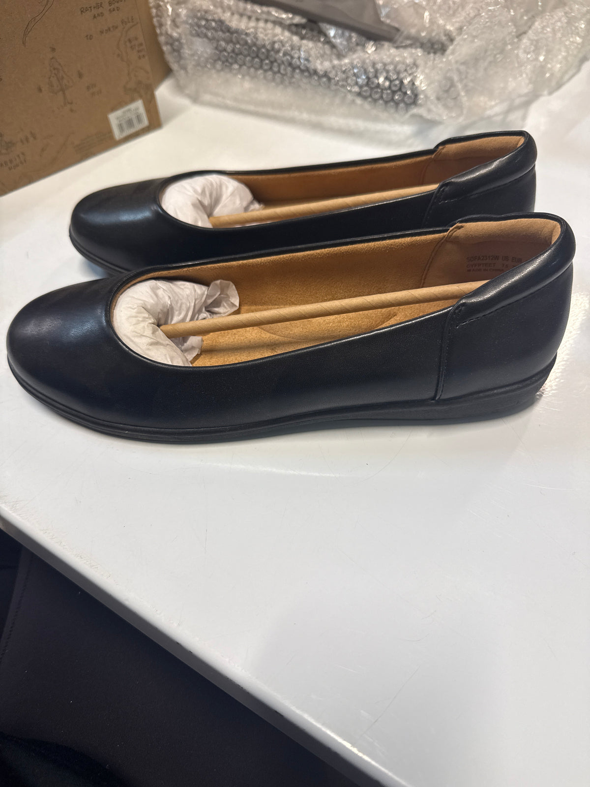 Woman’s Flat Shoes - Black - Size: UK 5.5