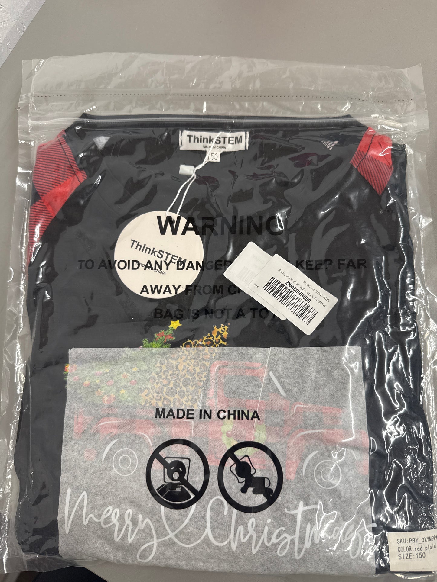 Merry Christmas Pyjamas - Size: 150