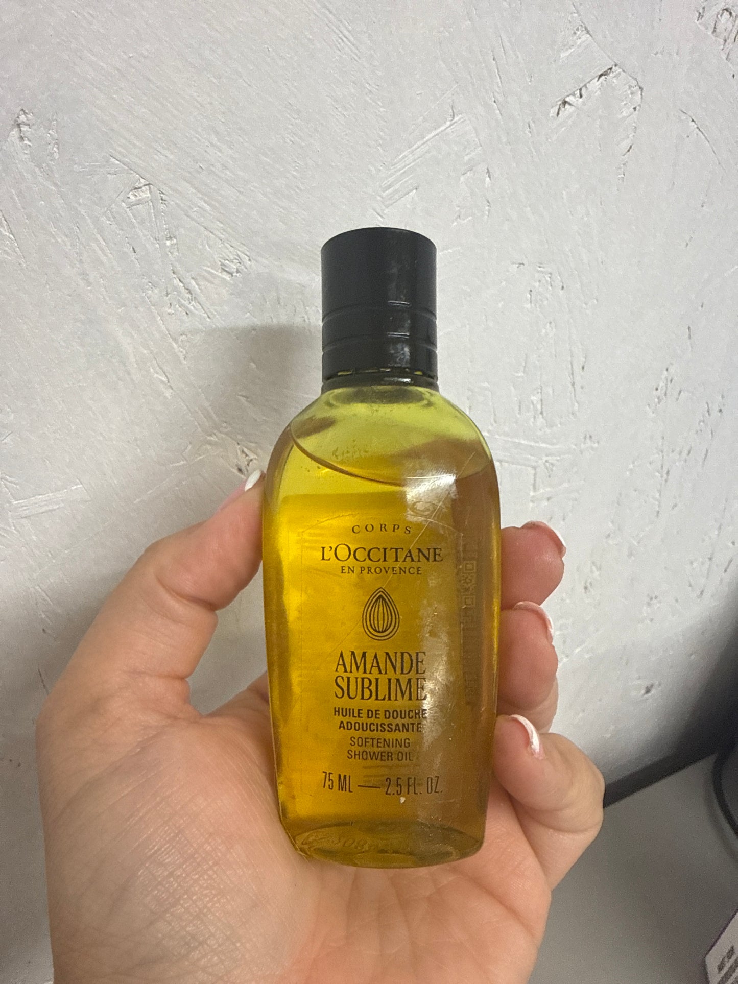 L'OCCITANE - Almond (Amande Sublime) Shower Oil - 75ml