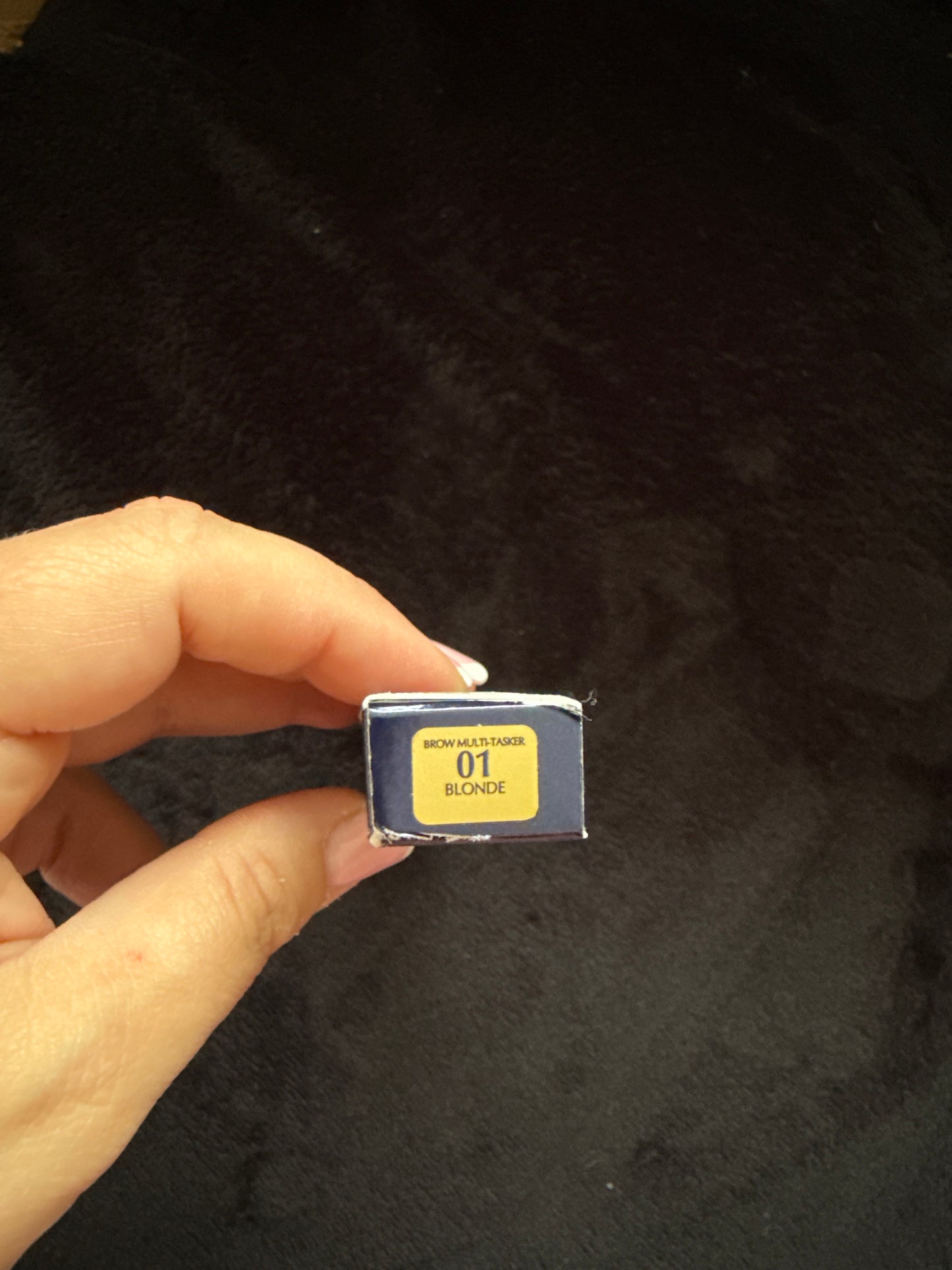 Estée Lauder The Brow Multi-Tasker 3-in-1 Tool | Eyebrow Pencil, Powder and Brush - Shade: 01 Blonde