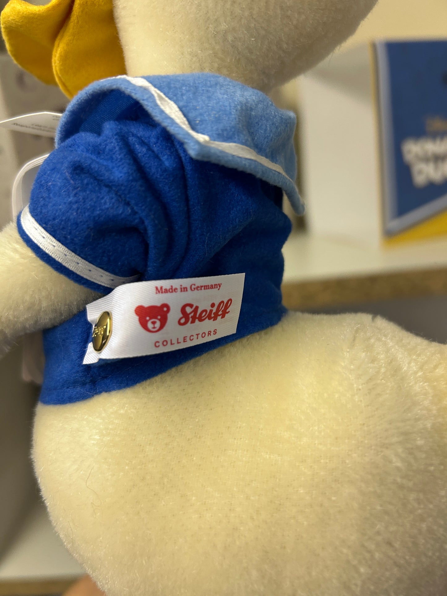Donald Duck steiff limited edition