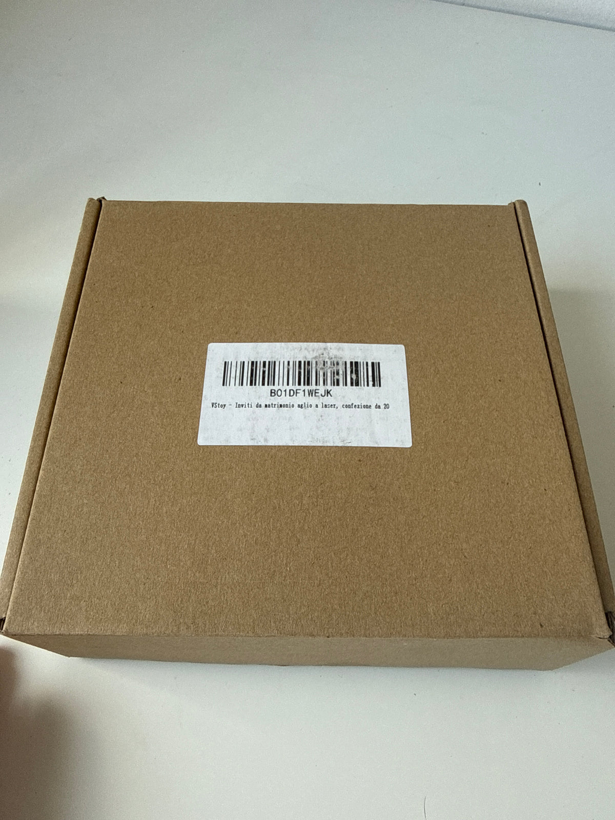Pack of 20 invitation sleeves & envelopes