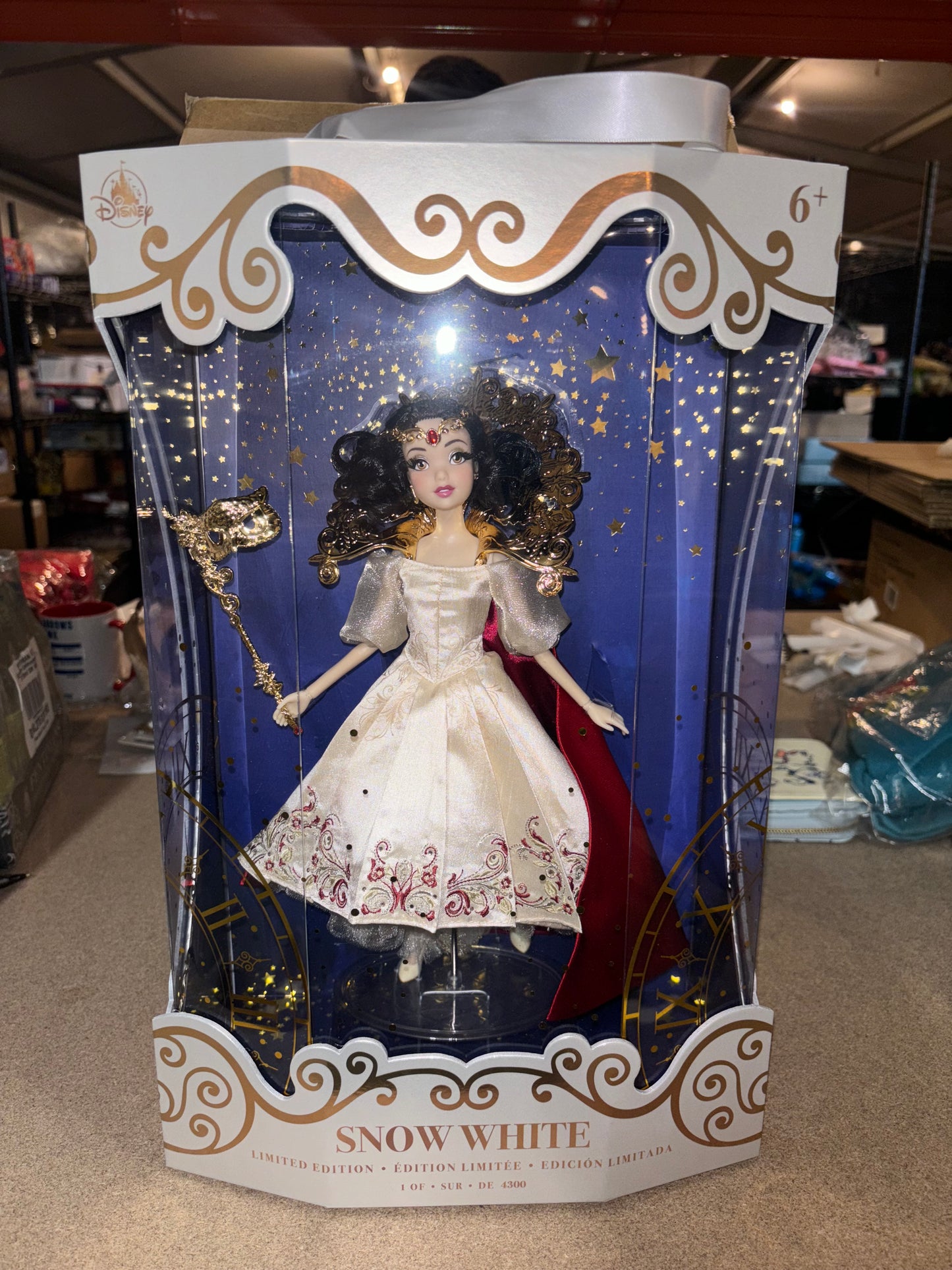 Snow White Disney Designer Collection Midnight Masquerade Series Fashionably Late Limited Edition Doll, Snow White and the Seven Dwarfs