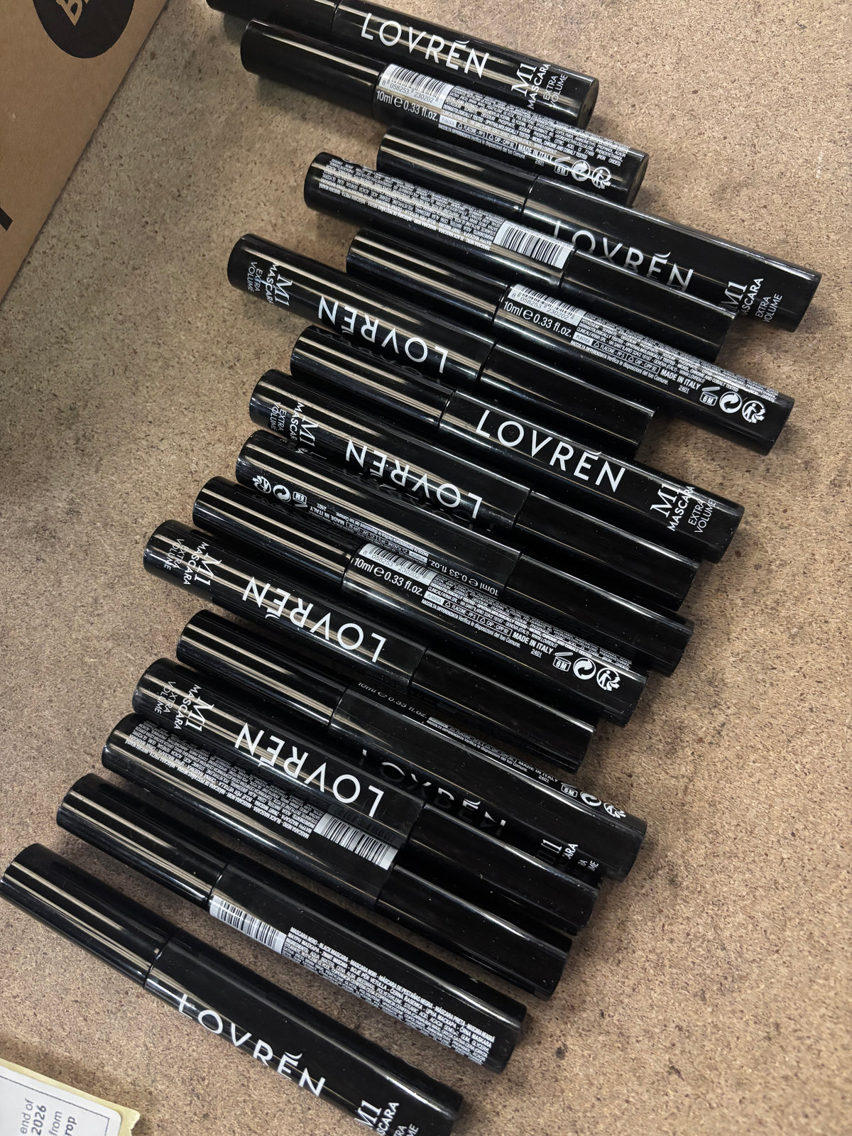 16 x Lovren Extra Volume Black Mascara
