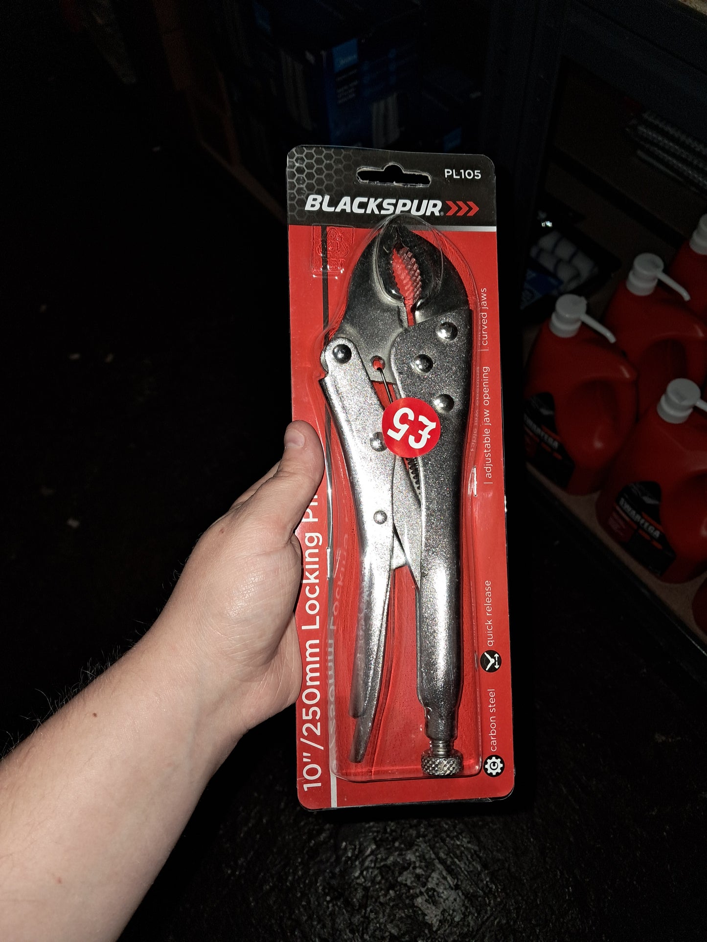 Locking pliers