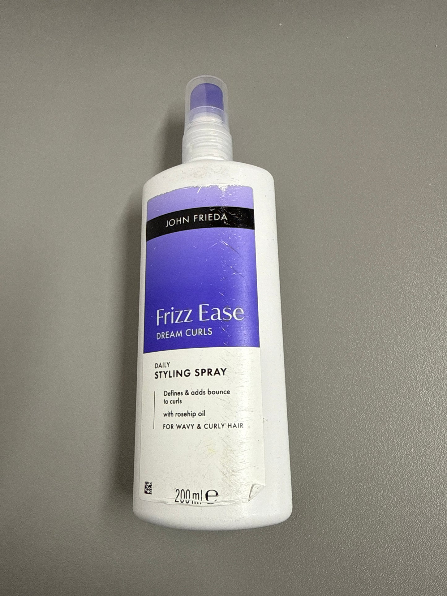 John Frieda Frizz Ease Dream Curls Styling Spray 200ml