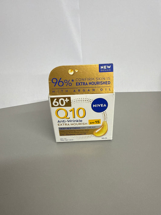 NIVEA Q10 Anti-Wrinkle Extra Nourish Deep Restoring Day Cream SPF15 50ml