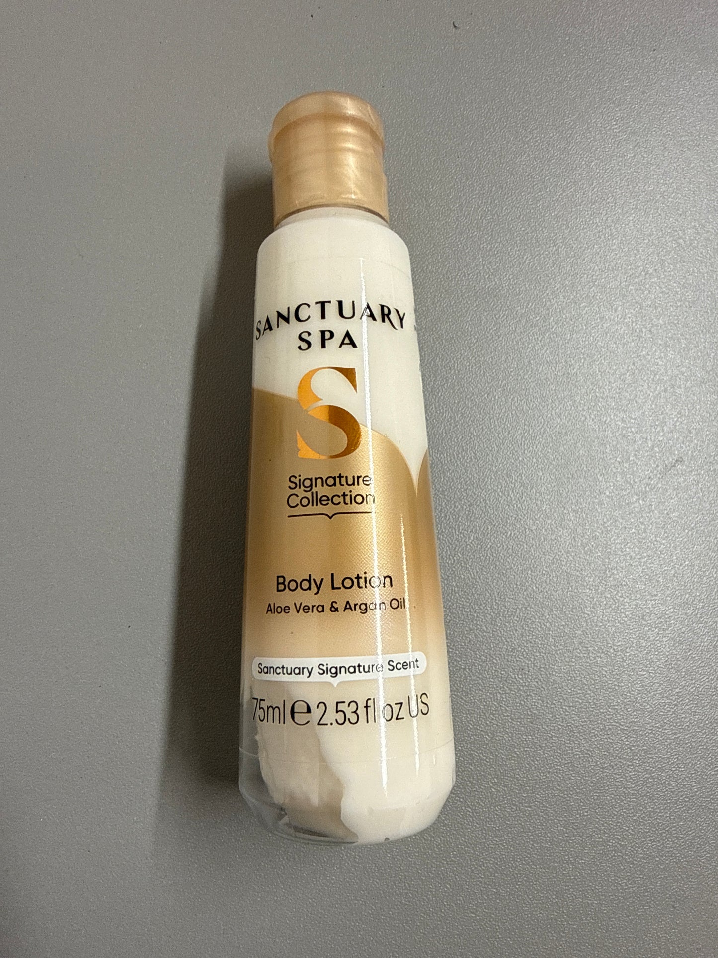 Sanctuary Spa - Body Lotion - Sanctuary signature scent 75ml