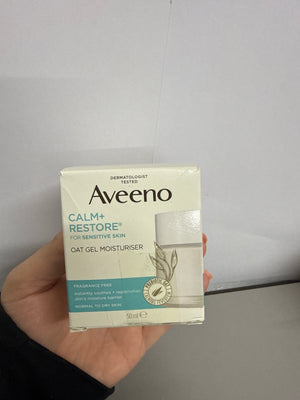 Aveeno Face Calm+Restore Oat Gel Moisturiser - 50ml