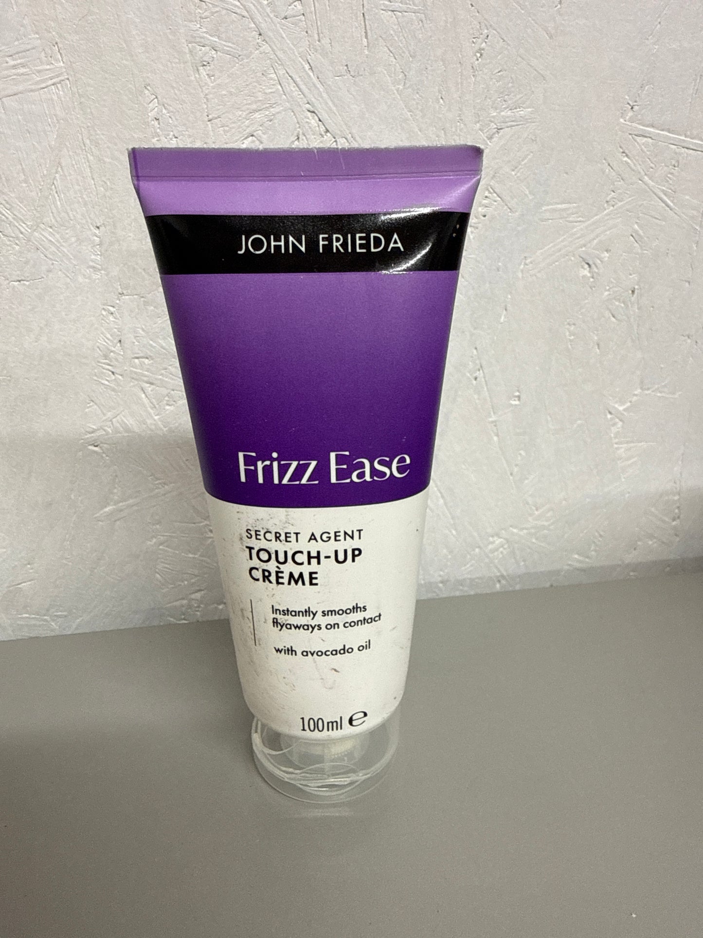 John Frieda Frizz Ease Secret Agent Touch-Up Crème - 100ml