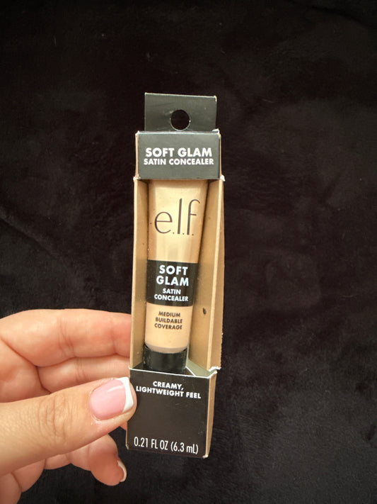 e.l.f. Soft Glam Satin Concealer - Shade: 20 Light Cool