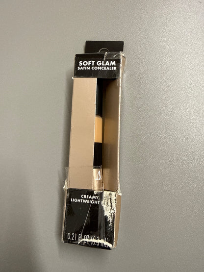 e.l.f. Soft Glam Satin Concealer - Shade: 24 Light Warm