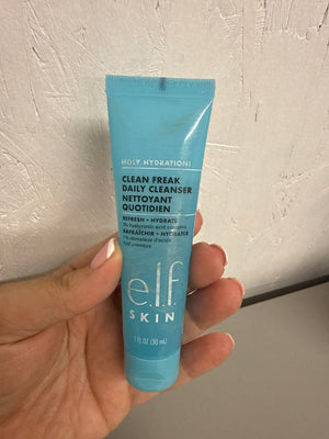 Holy Hydration e.l.f.ssential Daily Cleanser (mini size) 30ml