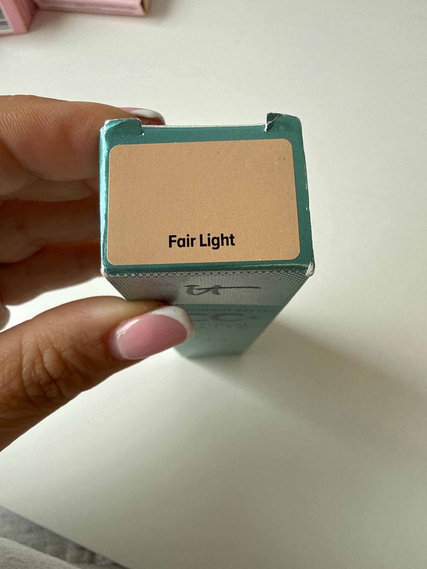 iT Cosmetics CC+ Natural Matte Color Correcting Full Coverage Cream + Skin Balancing Serum Shade: Fair Light