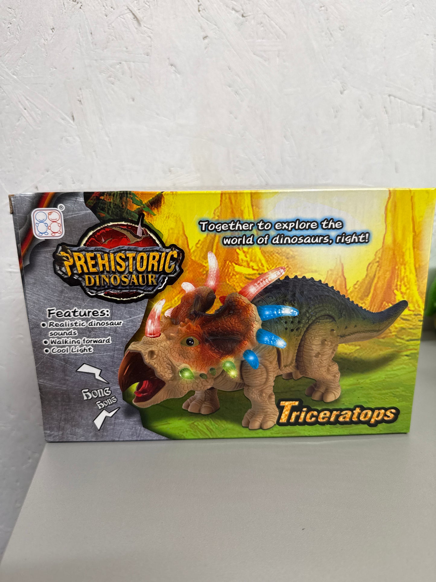 Prehistoric Dinosaur - Triceratops