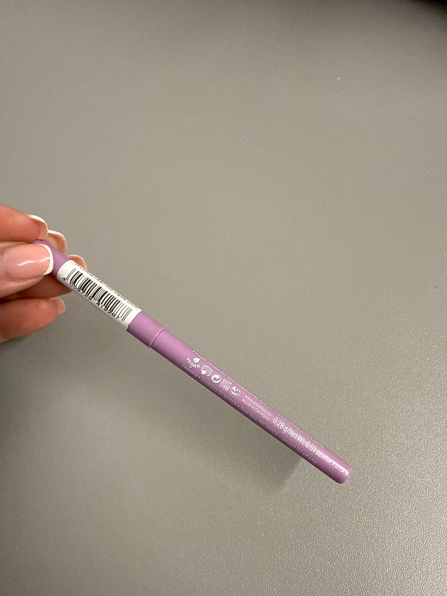 Essence - Long lasting eye pencil