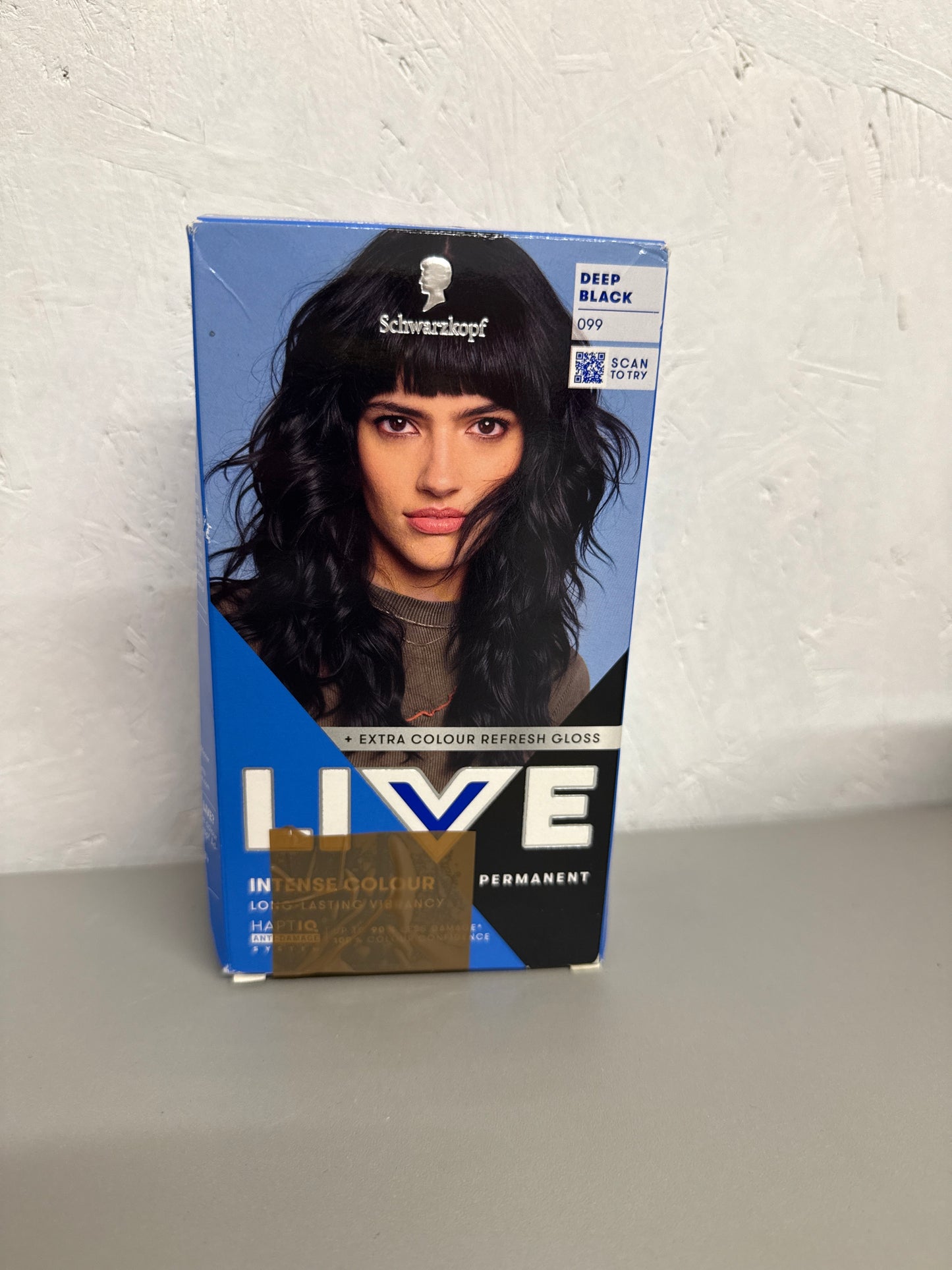 Schwarzkopf LIVE Intense Colour - Shade: 099 Deep Black