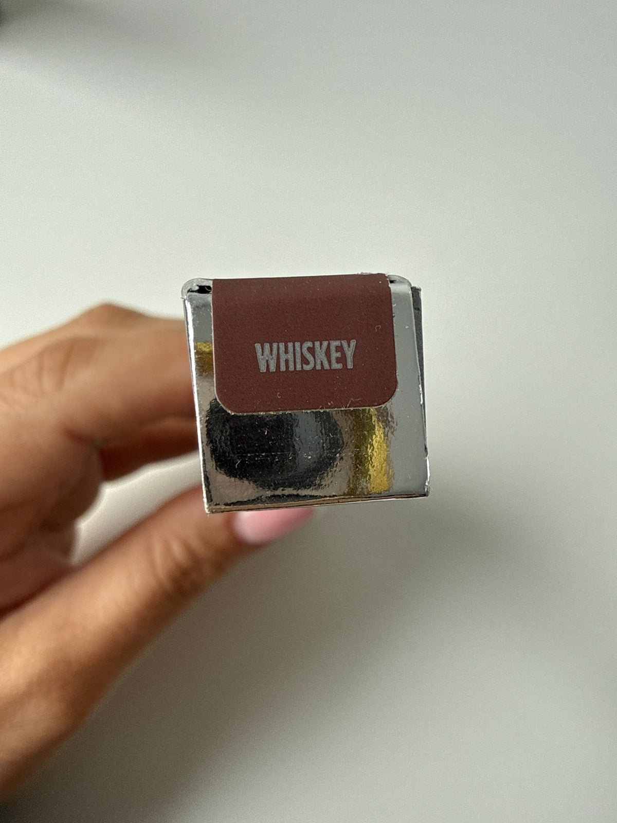 Urban decay - 24/7 glide on eye pencil - Shade: Whiskey
