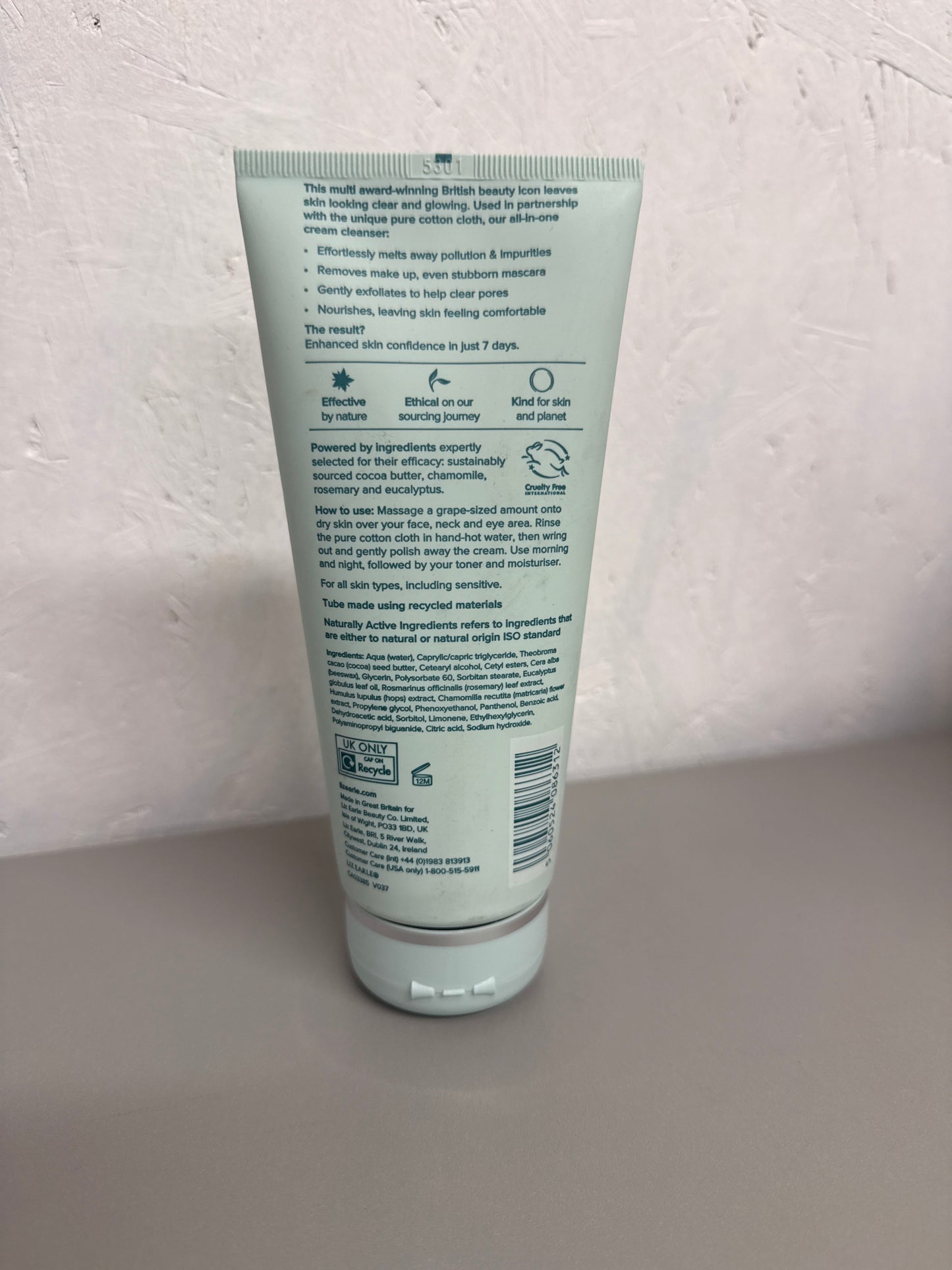 Liz Earle Cleanse & Polish™ Hot Cloth Cleanser - 200ml