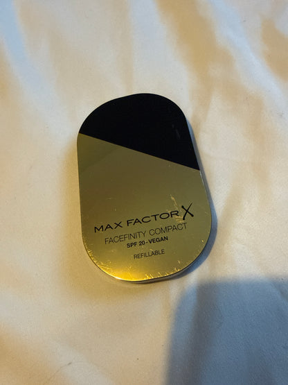 Max Factor Facefinity Compact Foundation - Shade: 001 Porcelain