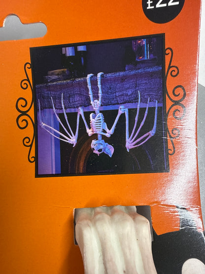 George - Hanging Bat