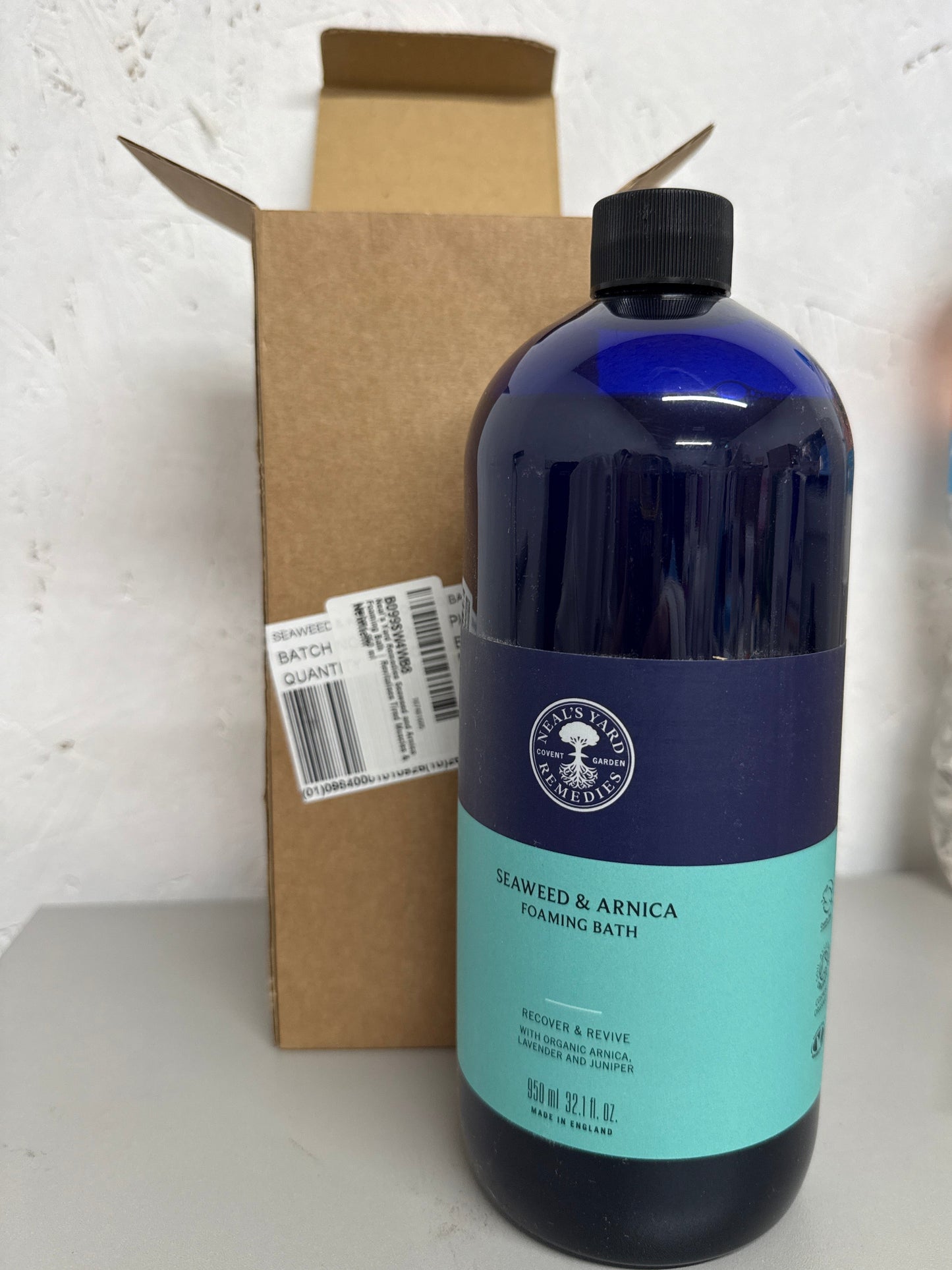 Neal’s Yard Remedies Aromatic Seaweed & Arnica Foaming Bath - 950ml