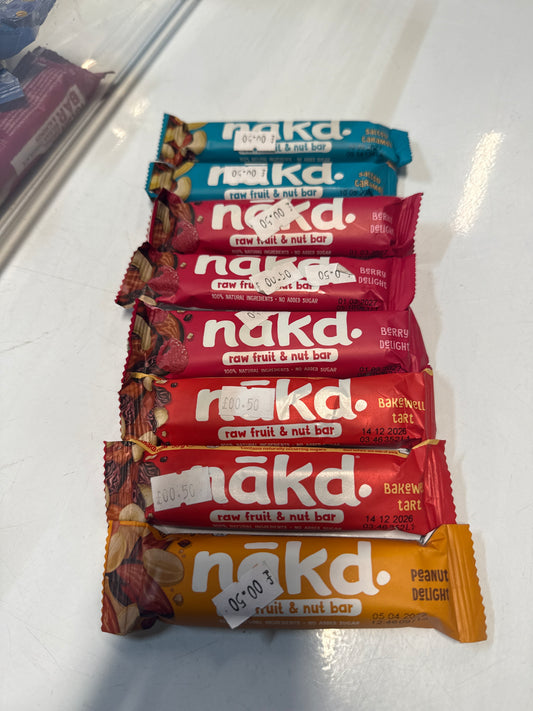 8 x Nakd Raw Fruit & Nat Bars (mixed flavours)