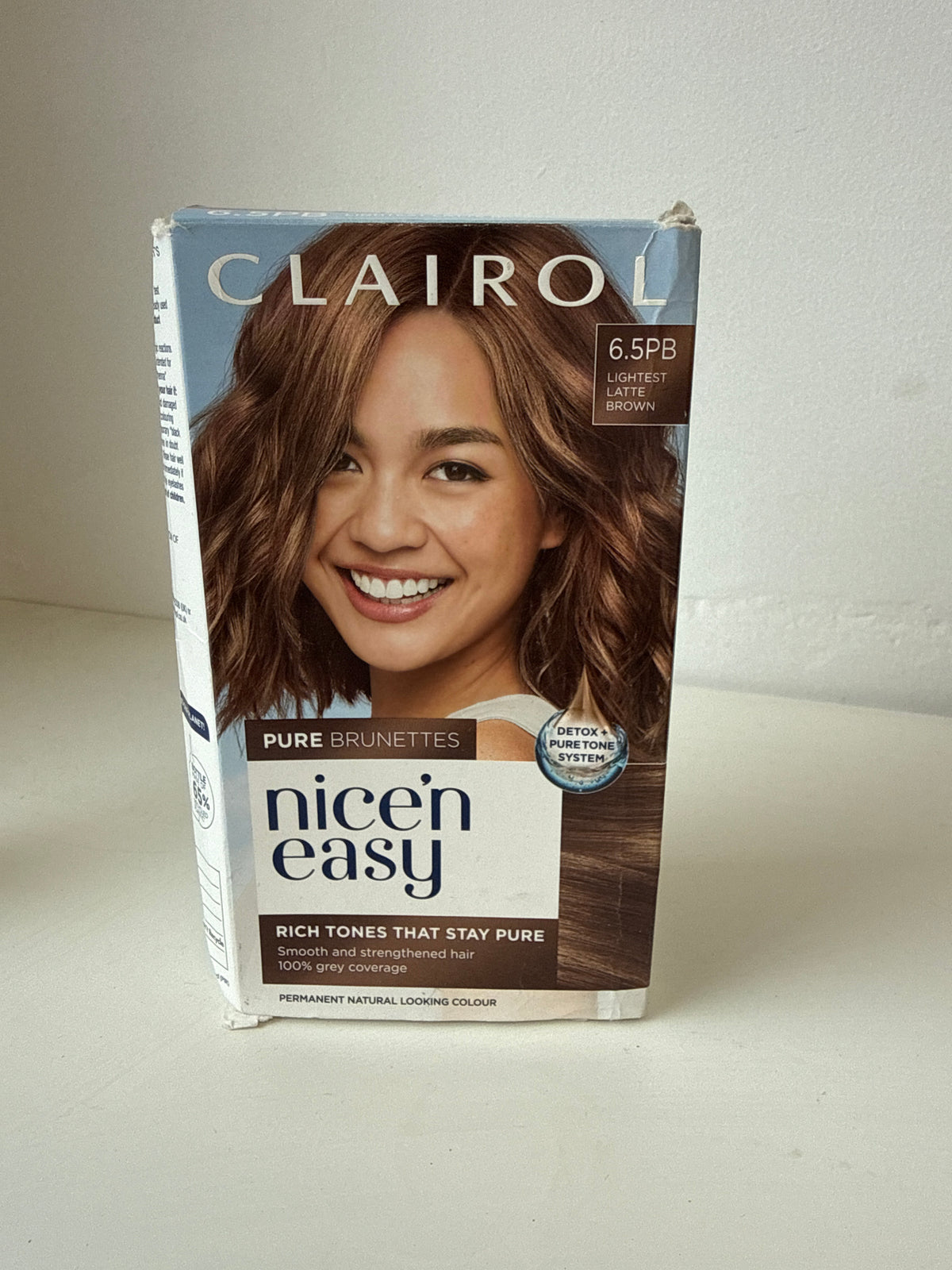 Clairol nice’n easy hair dye - Shade: 6.5PB Lightest Latte Brown