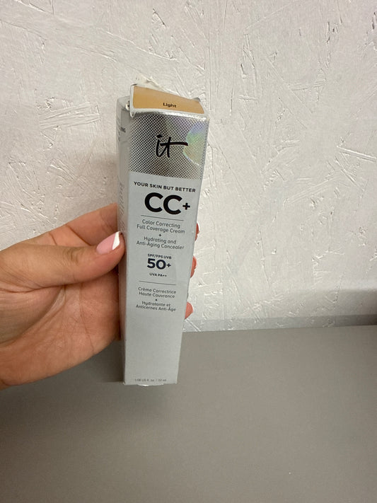 iT Cosmetics CC+ Cream SPF 50+ Full-Coverage CC Cream - Shade: Light