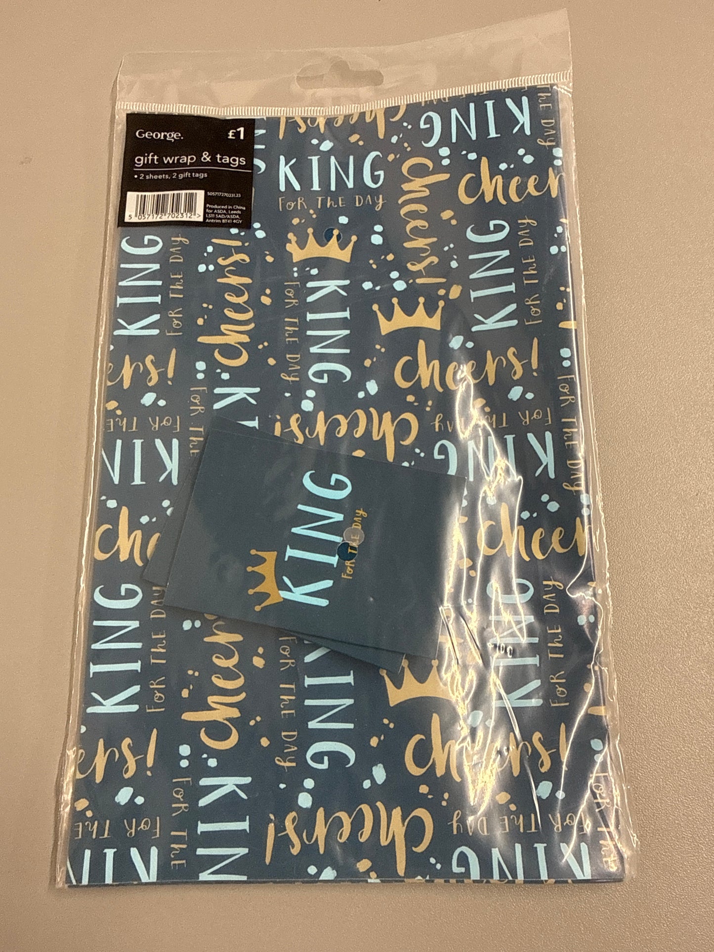 King For The Day Gift Wrap